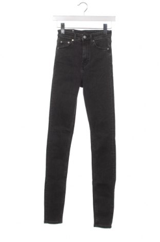 Damen Jeans Weekday, Größe XXS, Farbe Grau, Preis 4,23 €