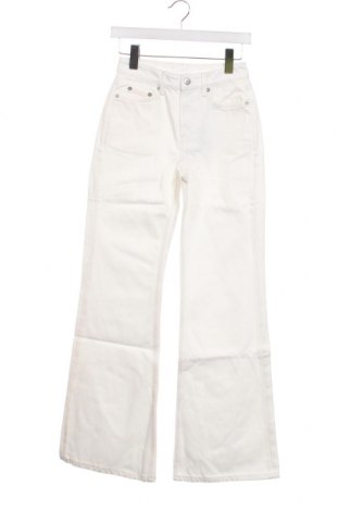 Damen Jeans Weekday, Größe XS, Farbe Weiß, Preis 20,29 €