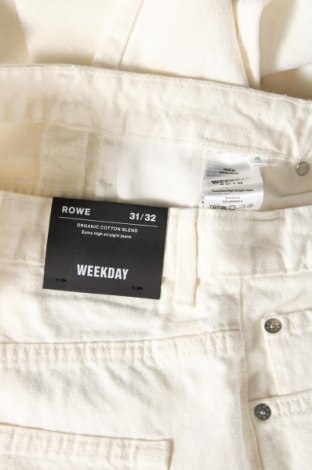 Dámske džínsy  Weekday, Veľkosť XL, Farba Kremová, Cena  15,64 €