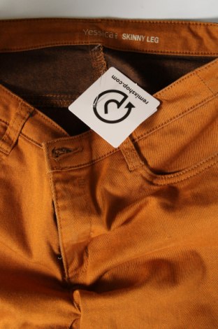 Damen Jeans Yessica, Größe S, Farbe Braun, Preis 7,57 €