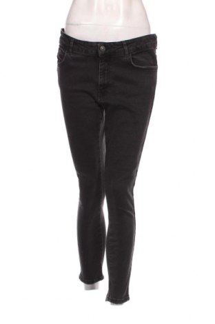 Dámské džíny  Zara, Velikost L, Barva Černá, Cena  182,00 Kč