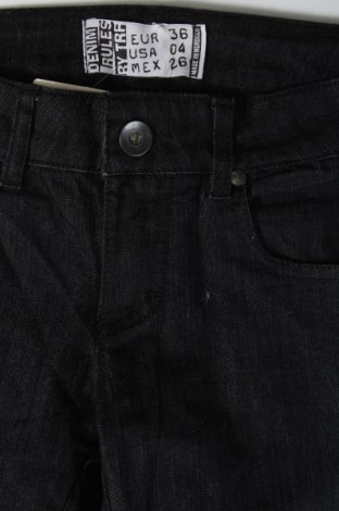 Dámské džíny  Zara Trafaluc, Velikost S, Barva Černá, Cena  383,00 Kč