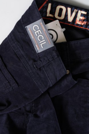 Дамски джинси Cecil, Размер M, Цвят Син, Цена 35,00 лв.