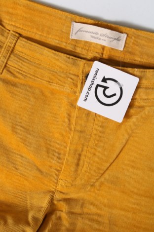Дамски джинси Yessica, Размер L, Цвят Жълт, Цена 29,00 лв.