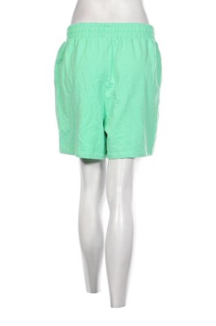 Дамски къс панталон, Размер M, Цвят Зелен, Цена 19,00 лв.