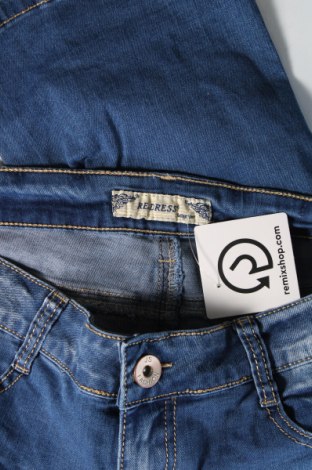 Pantaloni scurți de femei, Mărime M, Culoare Albastru, Preț 26,17 Lei