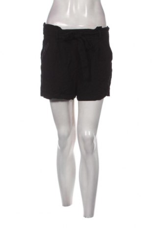Γυναικείο κοντό παντελόνι Bershka, Μέγεθος S, Χρώμα Μαύρο, Τιμή 4,80 €