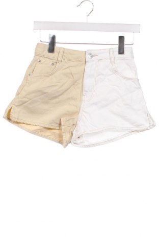 Дамски къс панталон Bershka, Размер XS, Цвят Многоцветен, Цена 7,98 лв.
