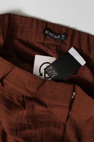 Γυναικείο κοντό παντελόνι Blind Date, Μέγεθος XL, Χρώμα Καφέ, Τιμή 9,78 €