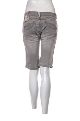 Дамски къс панталон Buena Vista, Размер S, Цвят Сив, Цена 13,68 лв.