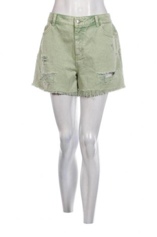 Дамски къс панталон Clockhouse, Размер XL, Цвят Зелен, Цена 19,00 лв.