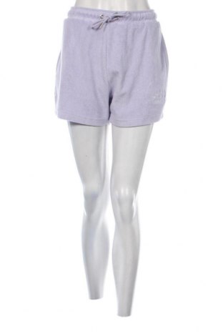 Γυναικείο κοντό παντελόνι Ellesse, Μέγεθος M, Χρώμα Βιολετί, Τιμή 11,13 €