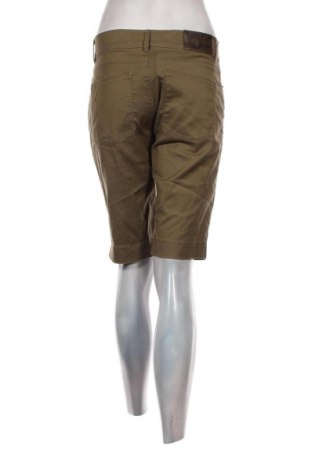 Γυναικείο κοντό παντελόνι Escada Sport, Μέγεθος M, Χρώμα Πράσινο, Τιμή 22,02 €