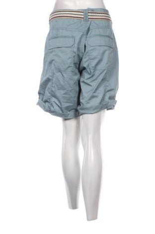 Дамски къс панталон Esprit, Размер XL, Цвят Син, Цена 72,00 лв.