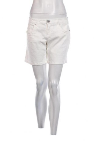 Дамски къс панталон Garcia Jeans, Размер M, Цвят Бял, Цена 11,60 лв.