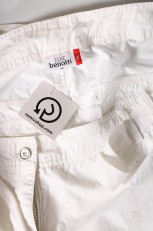 Дамски къс панталон Gina Benotti, Размер XL, Цвят Бял, Цена 10,91 лв.
