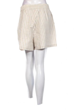 Дамски къс панталон Gina Tricot, Размер XL, Цвят Многоцветен, Цена 15,60 лв.