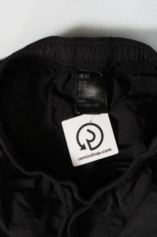 Γυναικείο κοντό παντελόνι H&M, Μέγεθος XS, Χρώμα Μαύρο, Τιμή 5,54 €