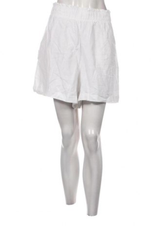 Дамски къс панталон H&M, Размер L, Цвят Бял, Цена 17,05 лв.