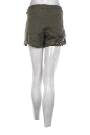 Pantaloni scurți de femei H&M, Mărime XL, Culoare Verde, Preț 62,50 Lei