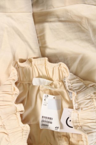 Дамски къс панталон H&M, Размер XS, Цвят Сив, Цена 31,00 лв.