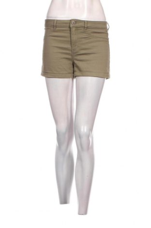 Дамски къс панталон H&M Divided, Размер S, Цвят Зелен, Цена 7,60 лв.