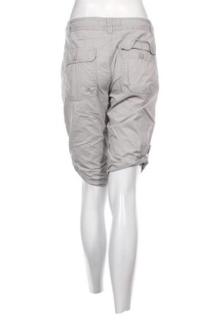 Pantaloni scurți de femei H&M L.O.G.G., Mărime L, Culoare Gri, Preț 48,47 Lei