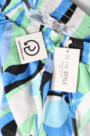 Damen Shorts In the style, Größe XS, Farbe Mehrfarbig, Preis 15,98 €