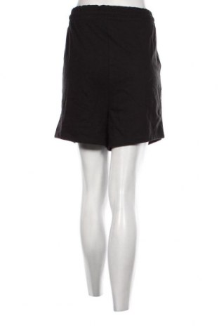 Damen Shorts Janina, Größe XL, Farbe Schwarz, Preis 6,74 €