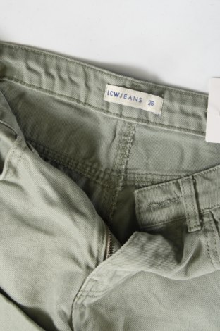 Дамски къс панталон LCW, Размер XS, Цвят Зелен, Цена 9,12 лв.