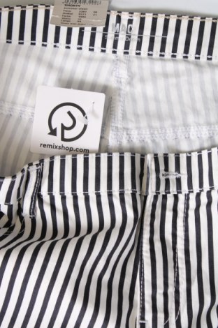 Pantaloni scurți de femei Mac, Mărime XL, Culoare Multicolor, Preț 312,50 Lei