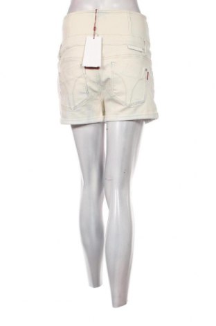 Damen Shorts Miss Sixty, Größe M, Farbe Ecru, Preis 19,59 €