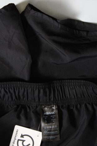 Дамски къс панталон Mistral, Размер L, Цвят Черен, Цена 15,66 лв.