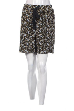 Γυναικείο κοντό παντελόνι Noa Noa, Μέγεθος M, Χρώμα Πολύχρωμο, Τιμή 26,82 €