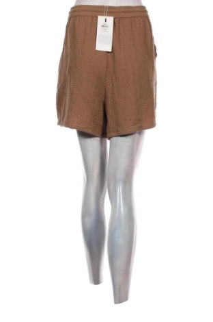 Pantaloni scurți de femei ONLY, Mărime L, Culoare Maro, Preț 46,05 Lei