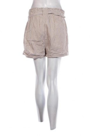 Дамски къс панталон ONLY, Размер M, Цвят Многоцветен, Цена 7,92 лв.