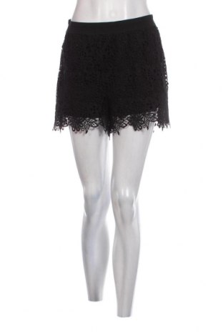 Γυναικείο κοντό παντελόνι ONLY, Μέγεθος L, Χρώμα Μαύρο, Τιμή 6,68 €