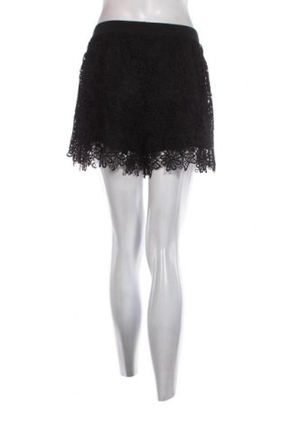 Γυναικείο κοντό παντελόνι ONLY, Μέγεθος L, Χρώμα Μαύρο, Τιμή 6,34 €