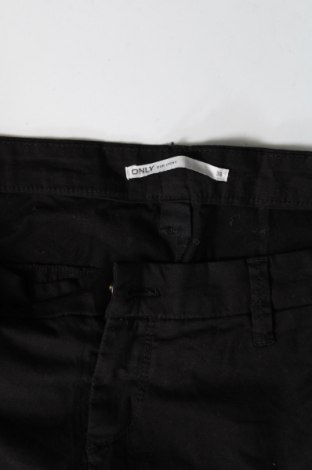 Дамски къс панталон ONLY, Размер S, Цвят Черен, Цена 18,00 лв.