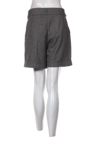 Pantaloni scurți de femei Orsay, Mărime M, Culoare Gri, Preț 37,50 Lei
