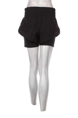 Γυναικείο κοντό παντελόνι PUMA, Μέγεθος L, Χρώμα Μαύρο, Τιμή 17,94 €