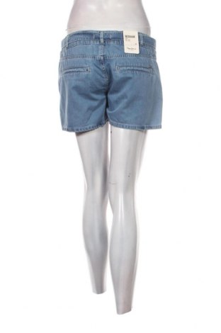 Дамски къс панталон Pepe Jeans, Размер L, Цвят Син, Цена 51,30 лв.