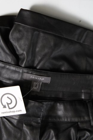 Γυναικείο κοντό παντελόνι Primark, Μέγεθος L, Χρώμα Μαύρο, Τιμή 6,35 €
