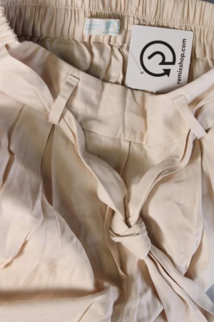 Дамски къс панталон Primark, Размер S, Цвят Екрю, Цена 7,22 лв.