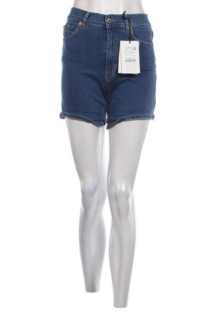 Дамски къс панталон Pull&Bear, Размер S, Цвят Син, Цена 8,68 лв.
