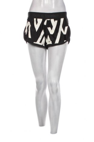 Γυναικείο κοντό παντελόνι Reebok, Μέγεθος M, Χρώμα Μαύρο, Τιμή 17,94 €