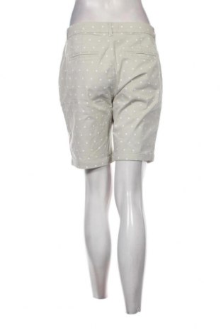 Дамски къс панталон Reserved, Размер M, Цвят Зелен, Цена 19,00 лв.