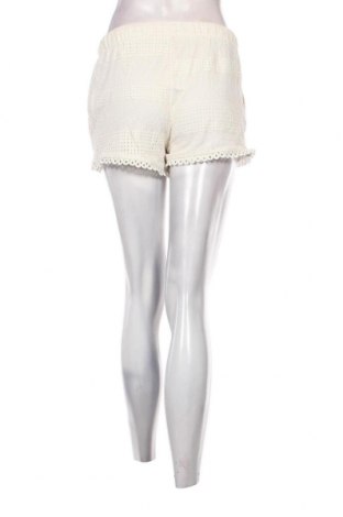 Дамски къс панталон Reserved, Размер M, Цвят Екрю, Цена 8,55 лв.