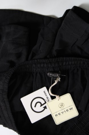 Γυναικείο κοντό παντελόνι Review, Μέγεθος M, Χρώμα Μαύρο, Τιμή 4,49 €