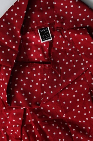 Pantaloni scurți de femei SHEIN, Mărime S, Culoare Roșu, Preț 62,50 Lei